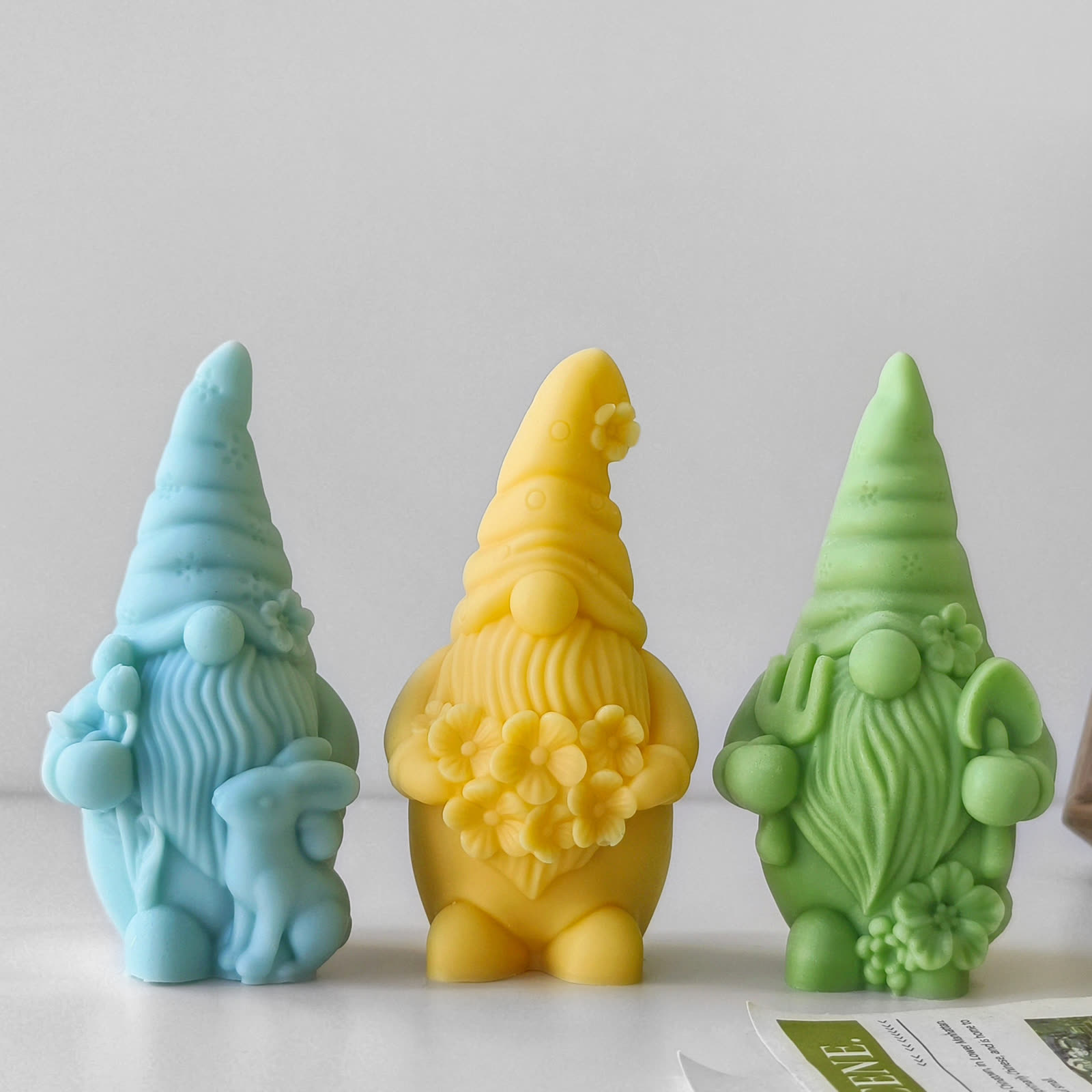 Dwarf Faceless Santa Candle Mold (WYD-111)