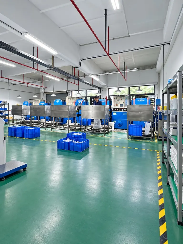 HCR compression press bay on the WYD Bao'an floor