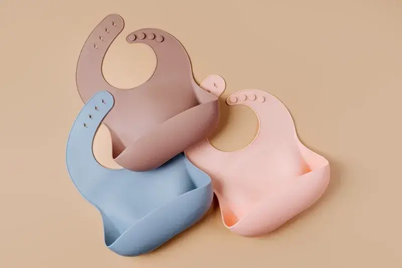 Silicone baby bib